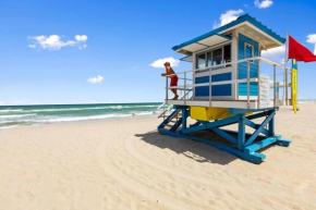 Amazing condo in Hollywood Beach